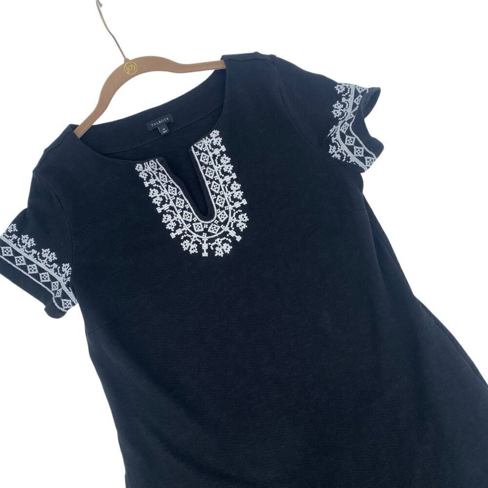 Talbots Size M Black Shift Dress Boho Embroidered White Accents V-Neck Notch